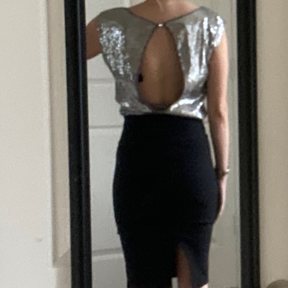 Gray silver sequin keyhole back backless top - Picture 4 of 10